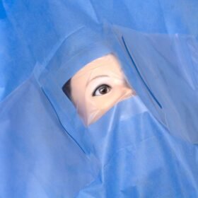 Champ ophtalmique adhésif stérile 150 × 150 cm